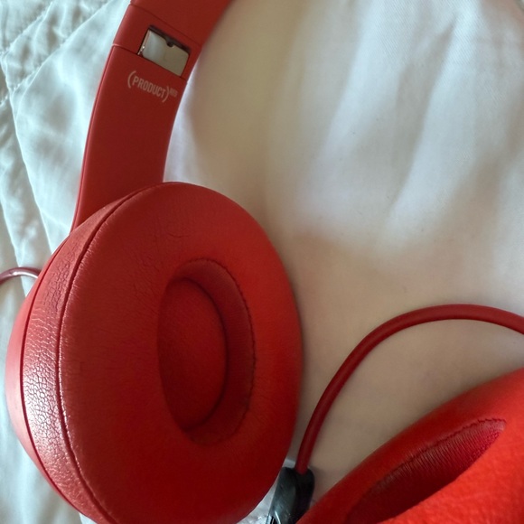 Beats by Dre Red Over-Ear Headphones - Picture 3 of 6